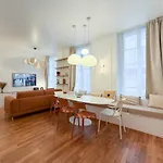 شقة Montmartre Chic Luxury 3br 8pax Clim باريس