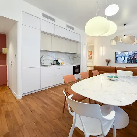 Montmartre Chic Luxury 3br 8pax Clim Apartament *