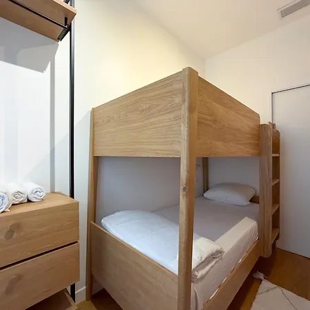 Montmartre Chic Luxury 3br 8pax Clim Appartement *