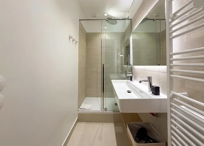 Apartament Montmartre Chic Luxury 3br 8pax Clim *