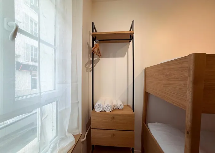 Montmartre Chic Luxury 3br 8pax Clim